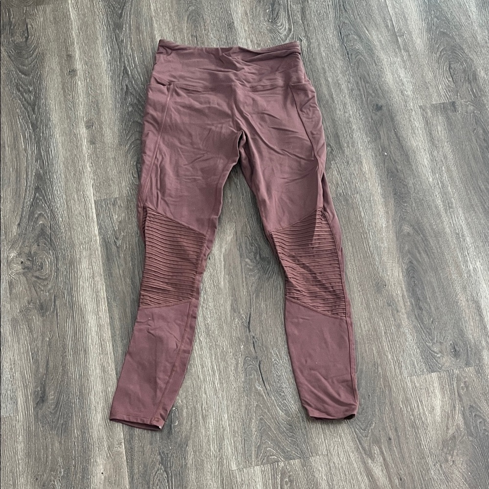 Senita Athletics Mauve Leggings - Size Medium